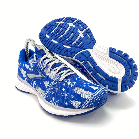 brooks revel 3 christmas shoe